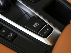 2018xDrive28i п؅^(q)