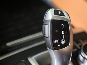 2018xDrive28i п؅^(q)