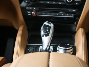 2018xDrive28i п؅^(q)