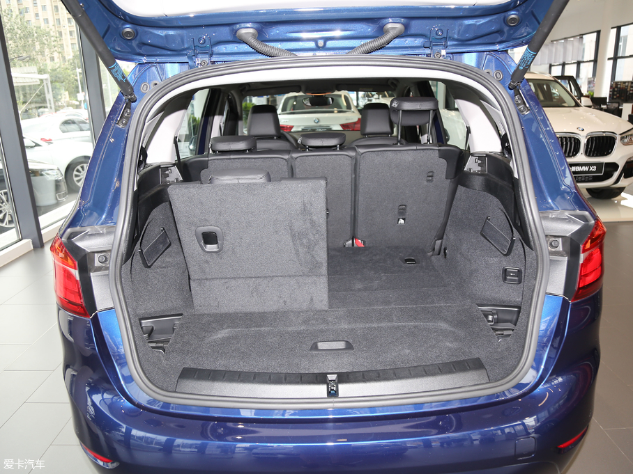 2018R2ϵ๦܇ 220i \(yn)(dng)b