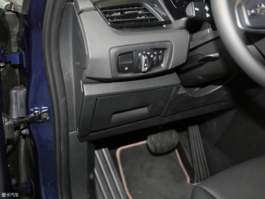 2018R2ϵ๦܇ 220i \b