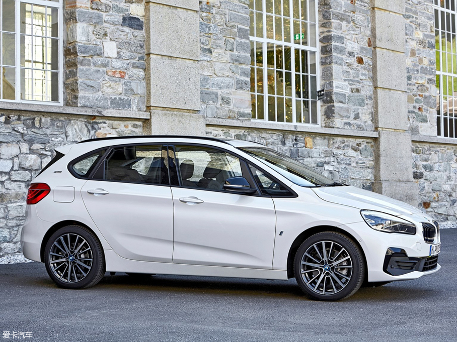 2018��R2ϵ���ʽ��τ�(d��ng)������܇ 225xe iPerformance