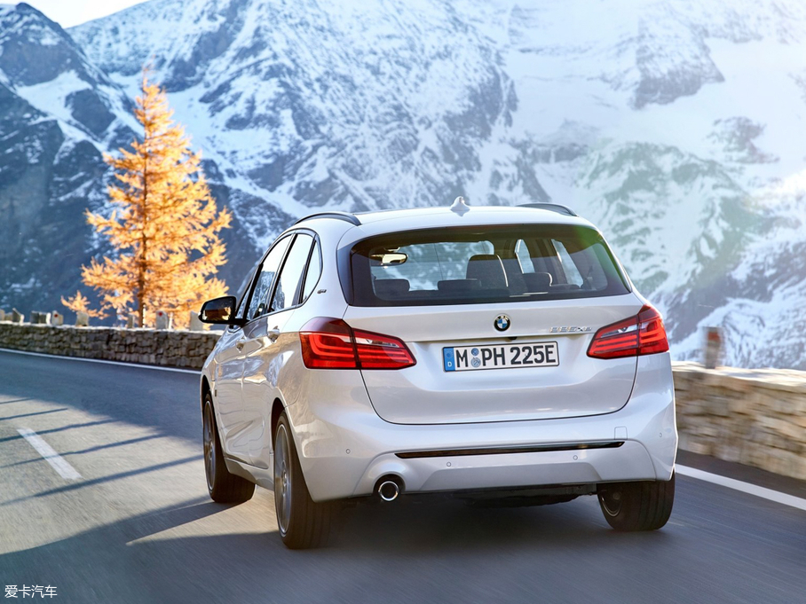 2018R2ϵʽτ܇ 225xe iPerformance