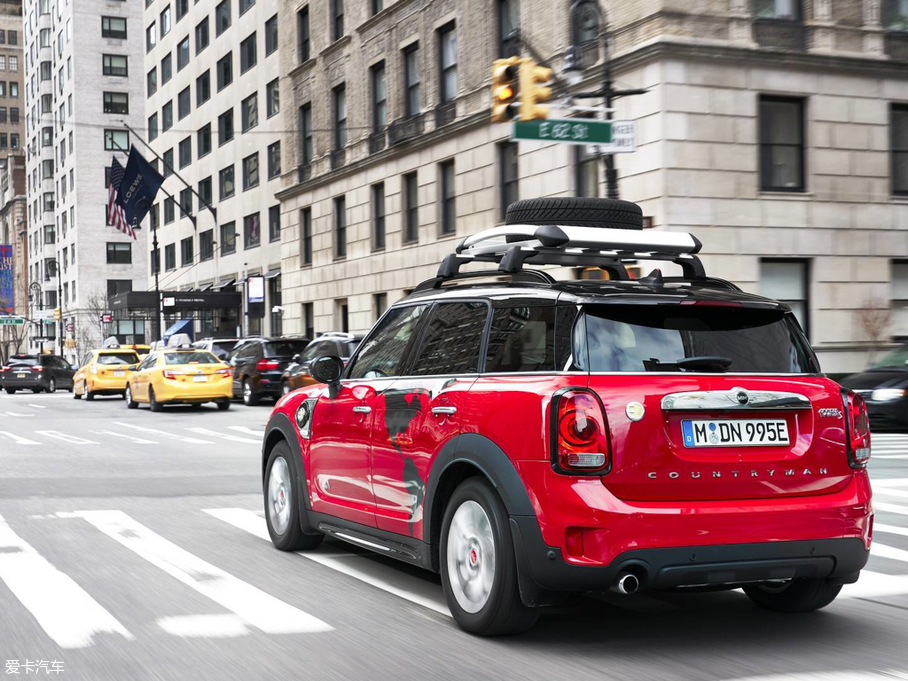 2018MINI COUNTRYMAN Panamericana؄e