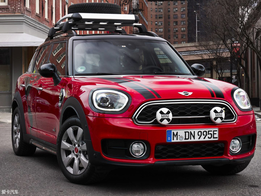 2018MINI COUNTRYMAN Panamericanaر