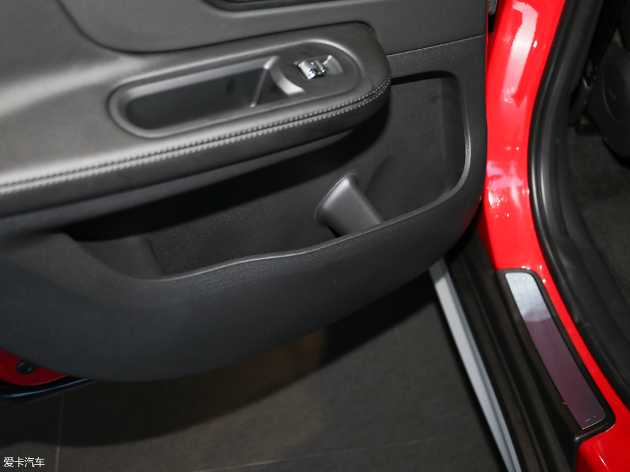 2018MINI COUNTRYMAN 1.5T COOPER ALL4 ˇg