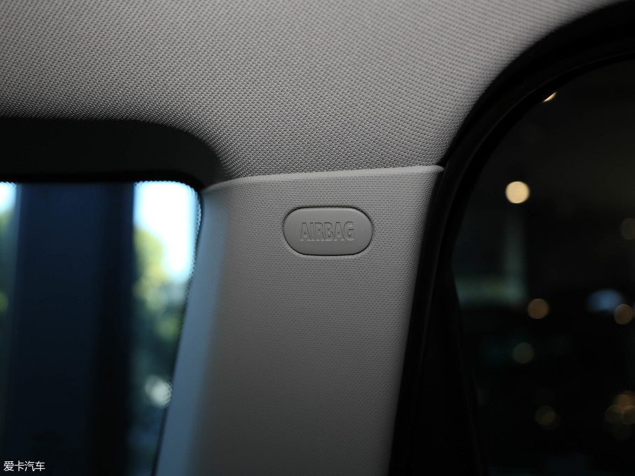 2018MINI COUNTRYMAN 1.5T COOPER ALL4 ˇg