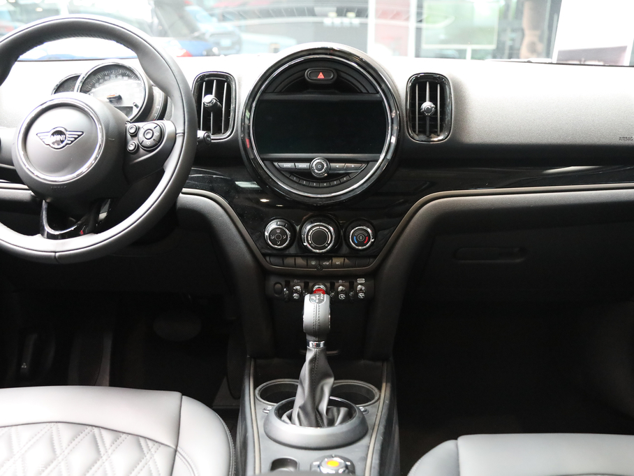 2018MINI COUNTRYMAN 1.5T COOPER ؄e