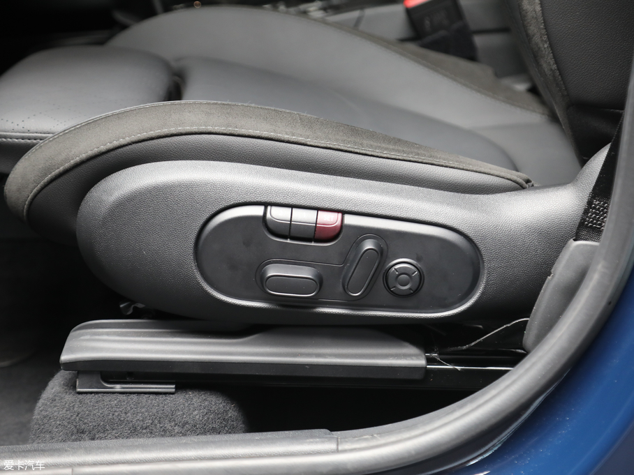 2018MINI COUNTRYMAN 1.5T COOPER ALL4 ˇg