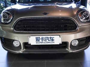 2018款1.5T COOPER ALL4 艺术家 中网