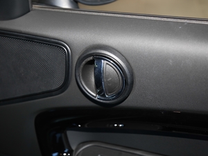 20181.5T COOPER ALL4 ˇg g