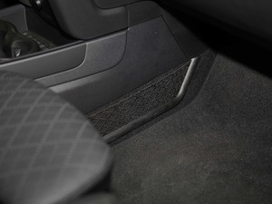 20181.5T COOPER ALL4 ˇg g