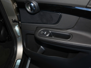 20181.5T COOPER ALL4 ˇg п؅^