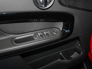 20181.5T COOPER ALL4 ˇg g