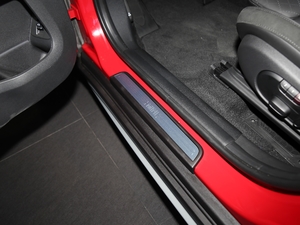 20181.5T COOPER ALL4 ˇg g