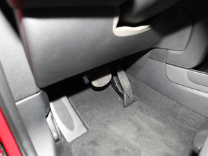 20181.5T COOPER ALL4 ˇg g