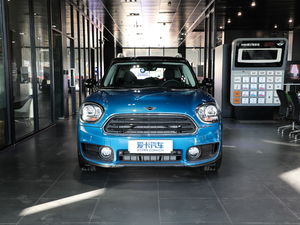 2018款1.5T COOPER 经典派 正前