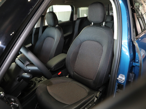 2018款1.5T COOPER 经典派 主驾驶座椅
