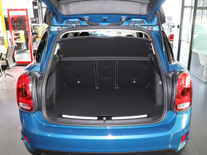 2018款1.5T COOPER 经典派 行李厢空间
