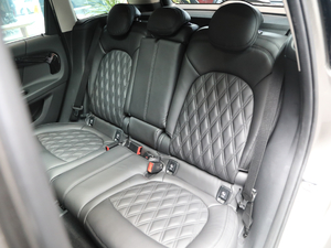2018款1.5T COOPER 特别版 后排座椅