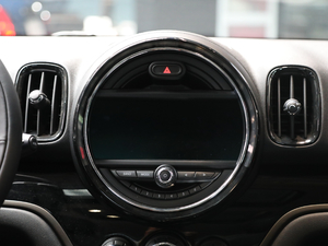 2018款1.5T COOPER 特别版 中控台显示屏