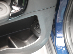 20181.5T COOPER ALL4 ˇg g