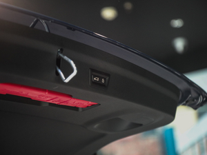 20181.5T COOPER ALL4 ˇg g