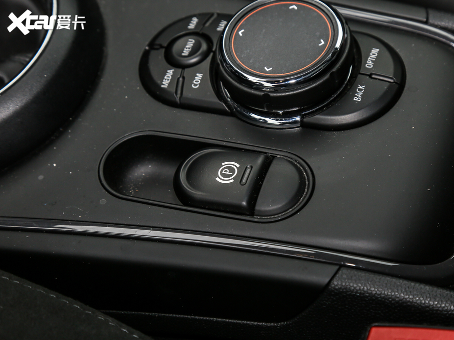 2019��MINI COUNTRYMAN 1.5T COOPER ˇ�g����ĩ���а�