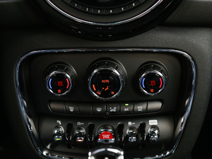 20192.0T COOPER S {(dio){(dio)(ji)