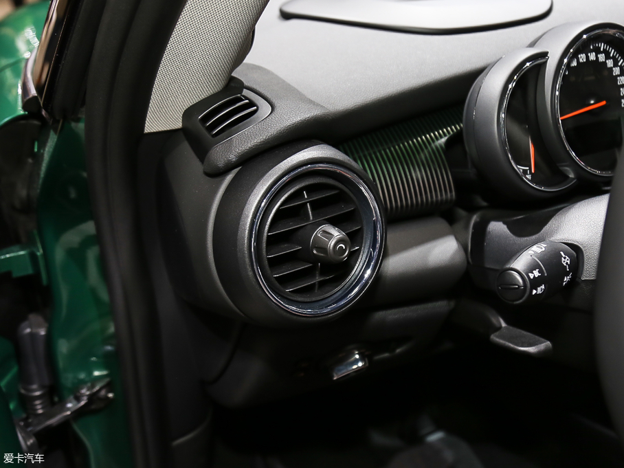 2019MINI T 1.5T COOPER 60o