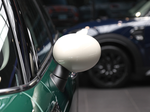 2019款五门版 1.5T COOPER 60周年纪念 后视镜