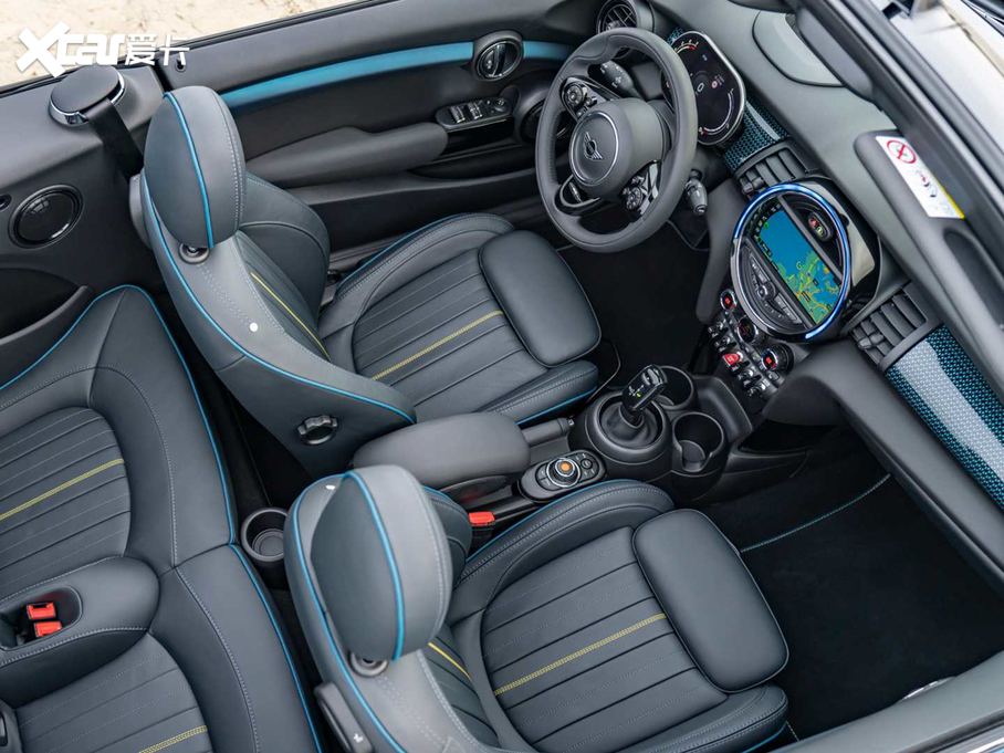 2020MINI Convertible Sidewalk Edition