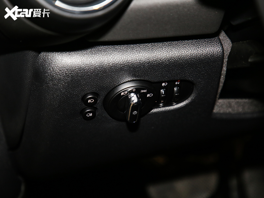 2020MINI T 1.5T COOPER ˇg