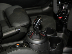 2020T 2.0T COOPER S (jng) ^ɫ п؅^(q)