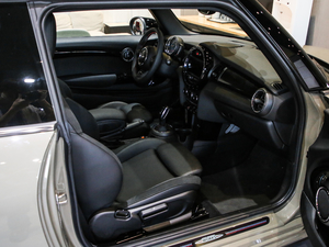 2020T 2.0T COOPER S (jng) ^ɫ п؅^(q)