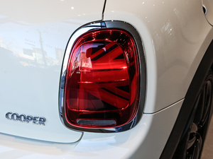 2020T(mn) 1.5T COOPER (jng) ^ɫ (x)(ji)^