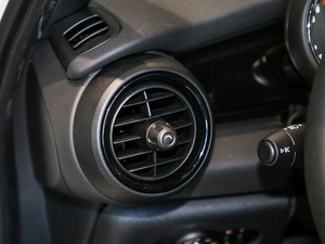 2020T 1.5T COOPER  ^ɫ п؅^