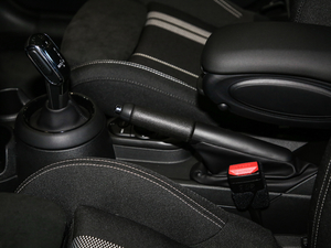 2020T 1.5T COOPER  ^ɫ v܇Ƅ