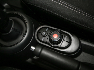 2020T 1.5T COOPER  ^ɫ п؅^