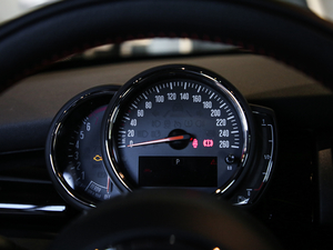 2020款五门版 1.5T COOPER 经典派 绝色版 仪表