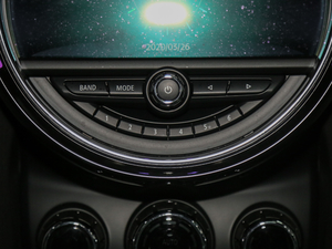 2020T 1.5T COOPER  ^ɫ {