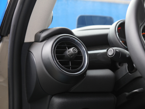 2020T 2.0T COOPER S ^ п؅^(q)