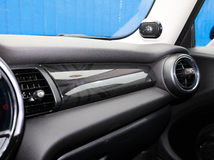 2020T 2.0T COOPER S ^ п؅^(q)