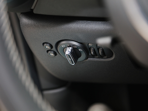 2020T 2.0T COOPER S ^ п؅^(q)