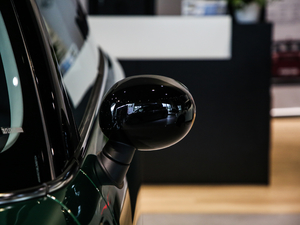 2020款三门版 1.5T COOPER 艺术家 后视镜