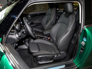 2020款三门版 1.5T COOPER 艺术家 主驾驶座椅