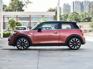 2020款三门版 2.0T COOPER S 日不落红限量版 正侧（左）