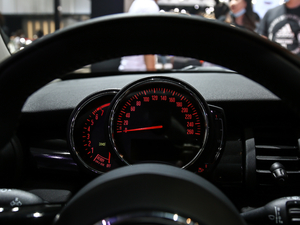 2020款五门版 1.5T COOPER 艺术家 仪表
