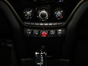 2020款1.5T COOPER 中控区