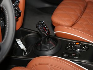 20212.0T COOPER S ALL4 QU